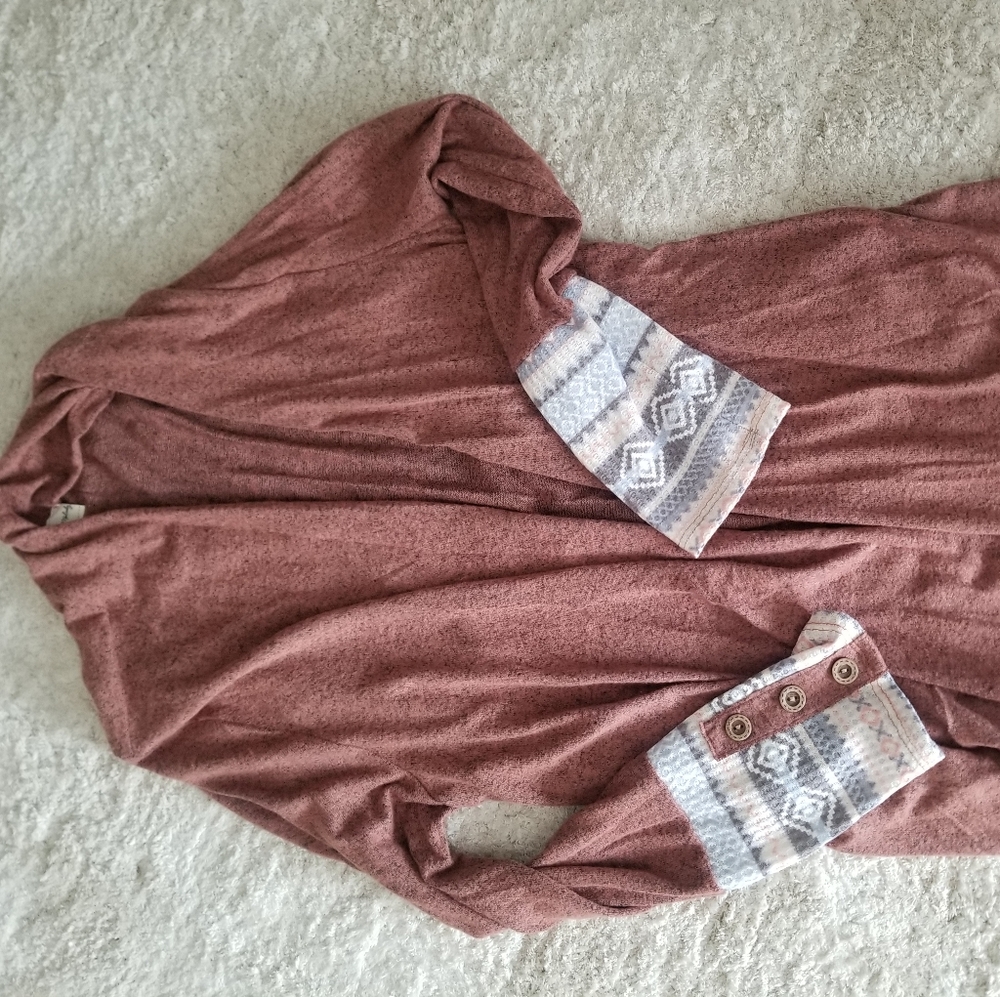 Rust/pink cardigan with sleeve detail